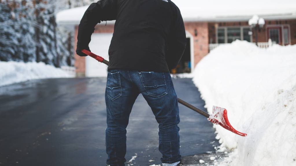 Muss ich als Mieter den Schnee selbst wegräumen?