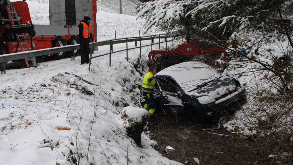 Rund 3500 Franken Sachschaden entstanden beim Unfall dieses Autos in Ebersecken.