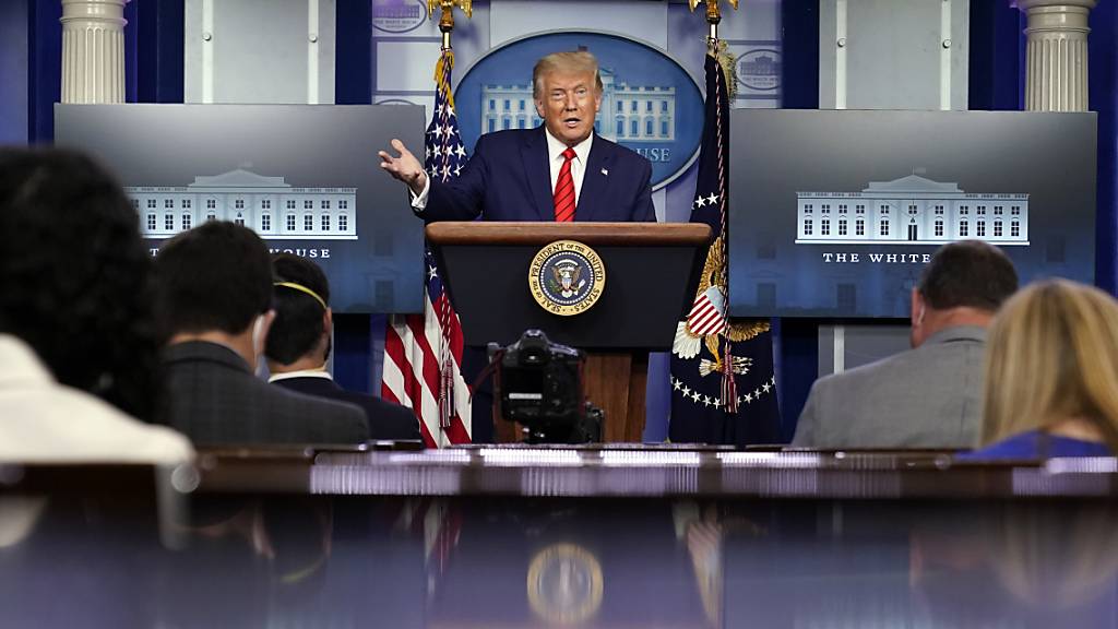 Donald Trump, Präsident der USA, spricht auf einer Pressekonferenz im Weissen Haus.