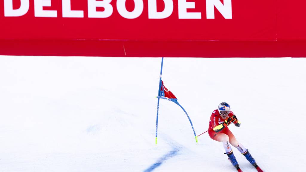 Marco Odermatt vor Jahresfrist in Adelboden unterwegs zum vierten Riesenslalom-Sieg hintereinander