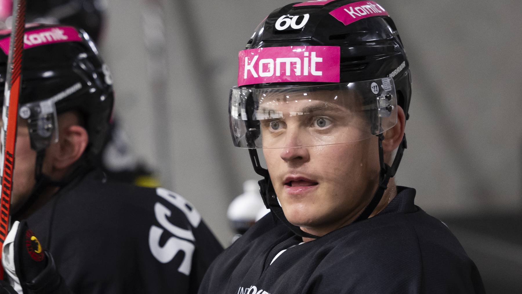 Julius Honka verlässt den SCB bereits wieder.