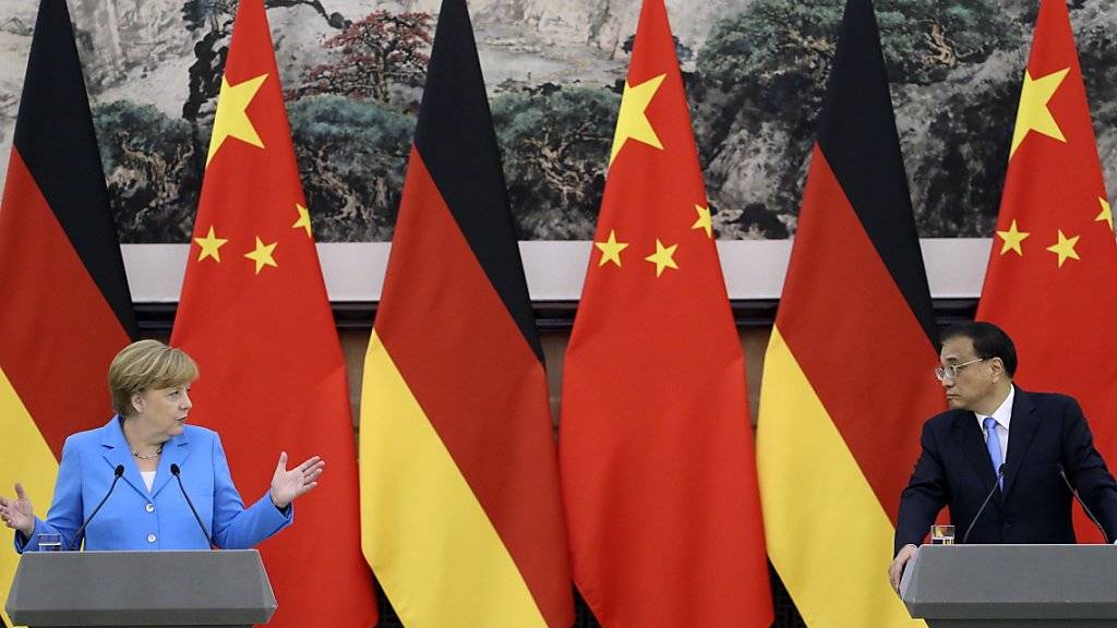 Wichtiges Thema bei Merkels China-Reise: Deutsche Unternehmen sind besorgt über mangelnde Datensicherheit und erzwungenen Technologietransfer.