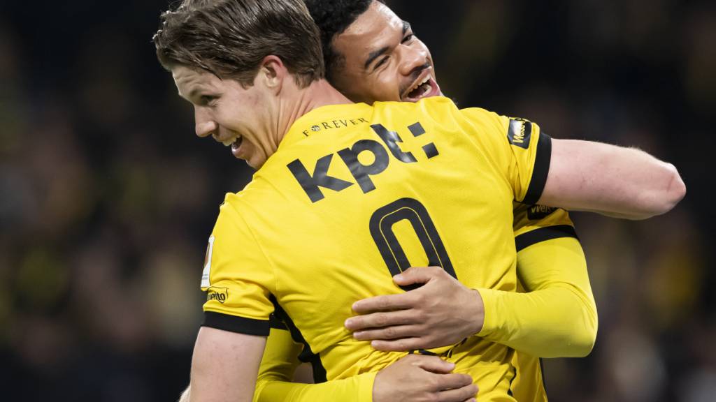 Die grosse Berner Freude nach dem späten Siegtor von Cedric Itten