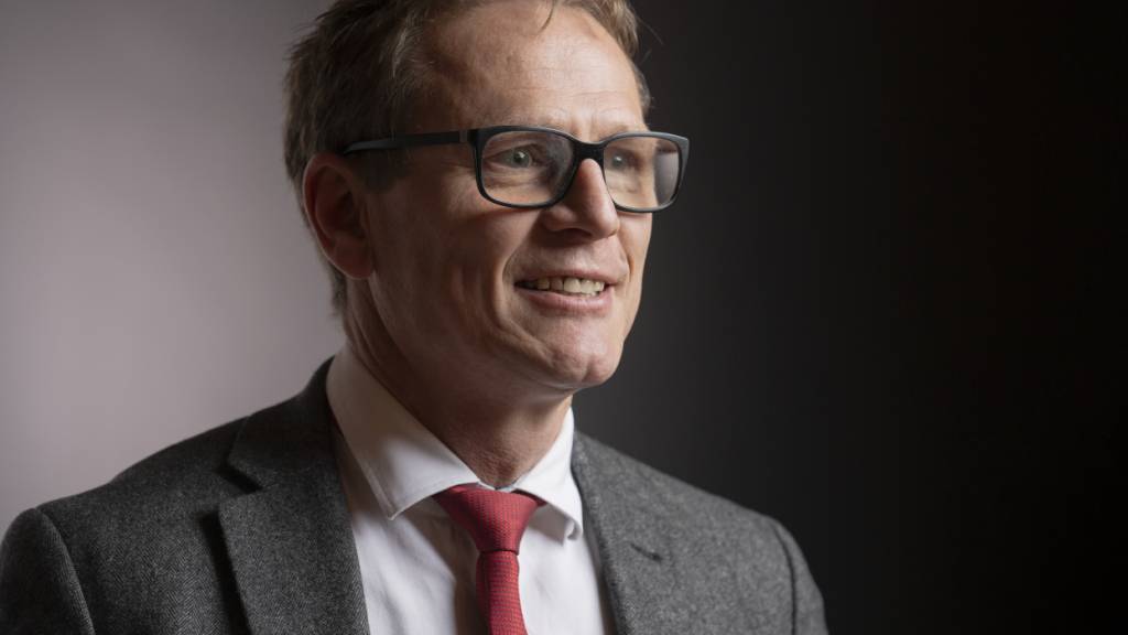 SVP-Nationalrat Martin Hübscher will den frei werdenden Sitz von Ernst Stocker in der Zürcher Regierung holen. (Archiv)