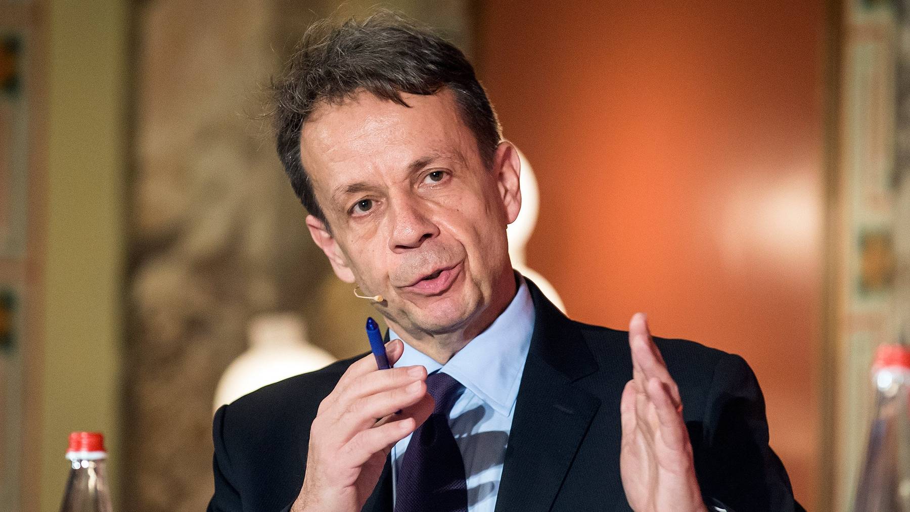 SRG-Generaldirektor Gilles Marchand will über alle Bereiche hinweg 50 Millionen Franken einsparen.