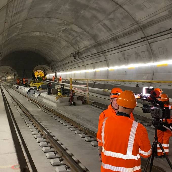 Seit heute rollen wieder erste Züge durch Gotthard-Basistunnel