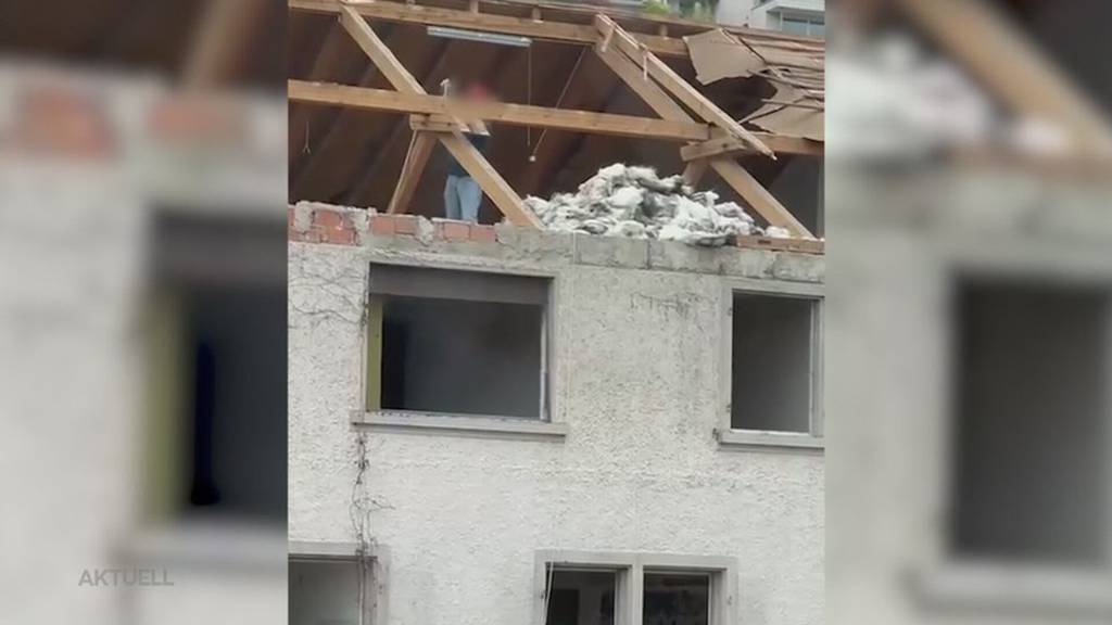Baustellenknatsch: In Erlinsbach will sich Nachbar an Abbruchhaus Nebenan bedienen