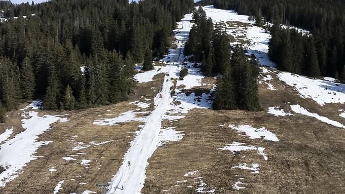 Studie prognostiziert Rückgang an Schneetagen in Alpen-Skigebieten