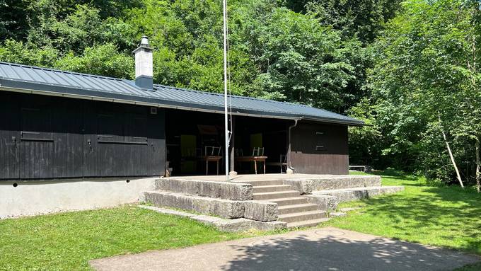 Neonazis täuschen Zürcher Behörden und treten aktiver auf