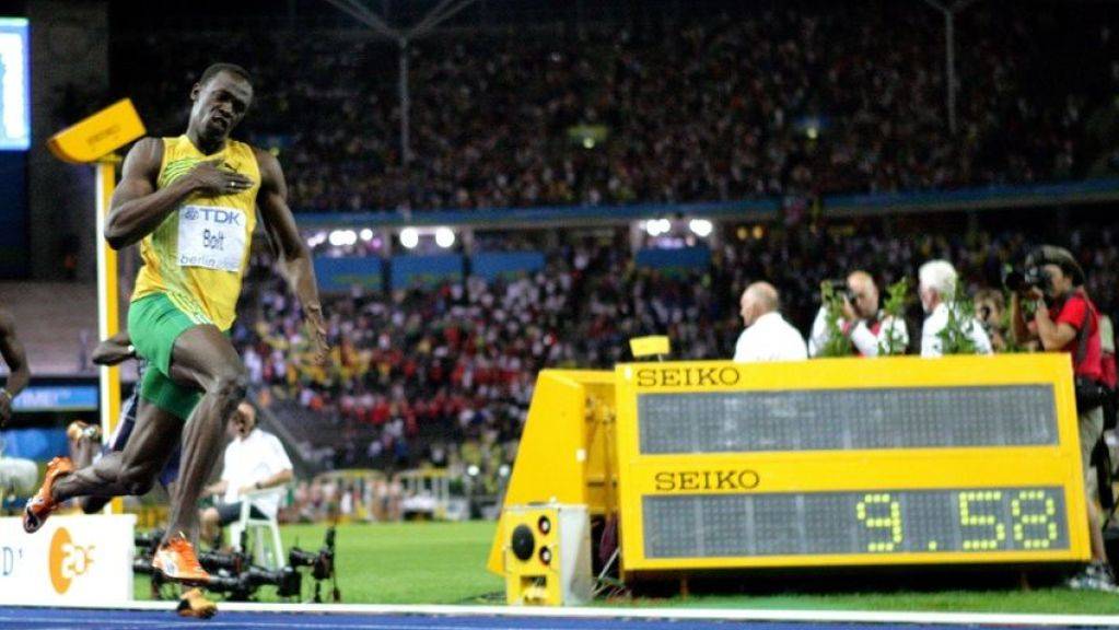 Mit der Weltrekordzeit von 9,58 Sekunden, aufgestellt am 16. August 2009 im Final der Leichtathletik-WM in Berlin, ist Usain Bolt der einzige Mensch, der die 100 Meter in weniger als 9,6 Sekunden lief. Geht's noch schneller? Die Wissenschaft ist uneins. (Archivbild)