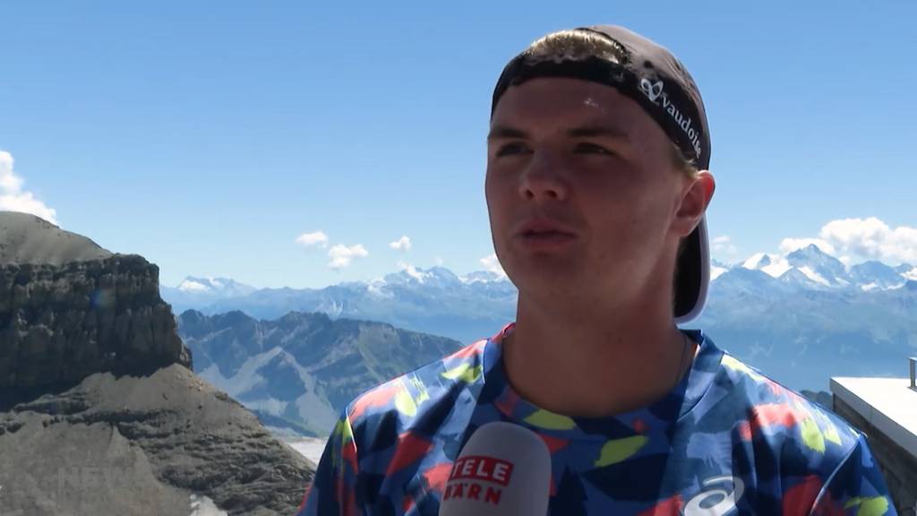 Eine Woche vor dem Tennisturnier in Gstaad: Berner Dominic Stricker nimmt sich Zeit für luftigen Videodreh auf dem Glacier 3000