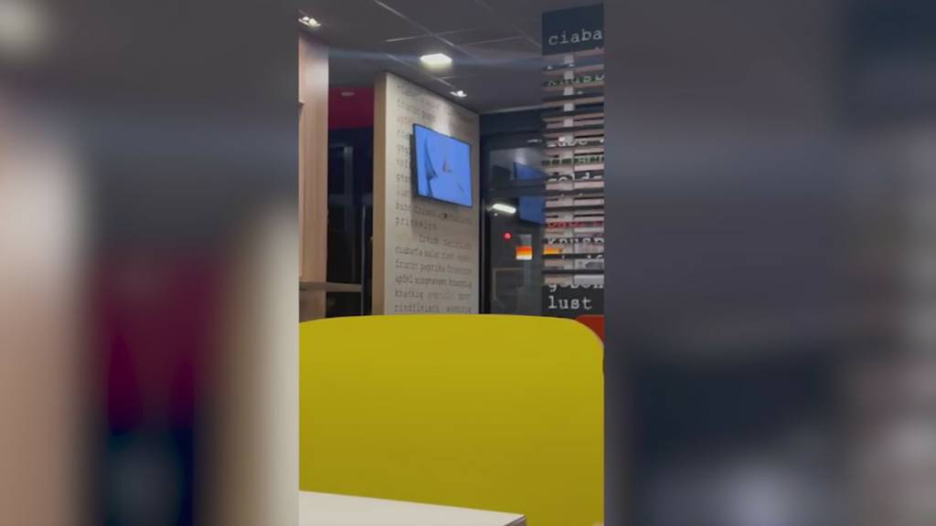 Porno an McDonald's-Bildschirm