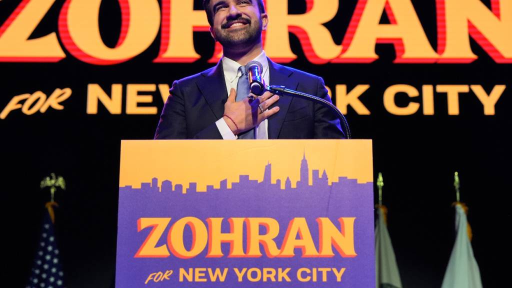 New Yorks Bürgermeister verbannt KI für ein Jahr aus Schulen