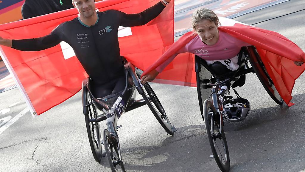 Wie auf diesem Bild vom November 2023 in New York gewinnen Marcel Hug und Catherine Brunner auch den London Marathon