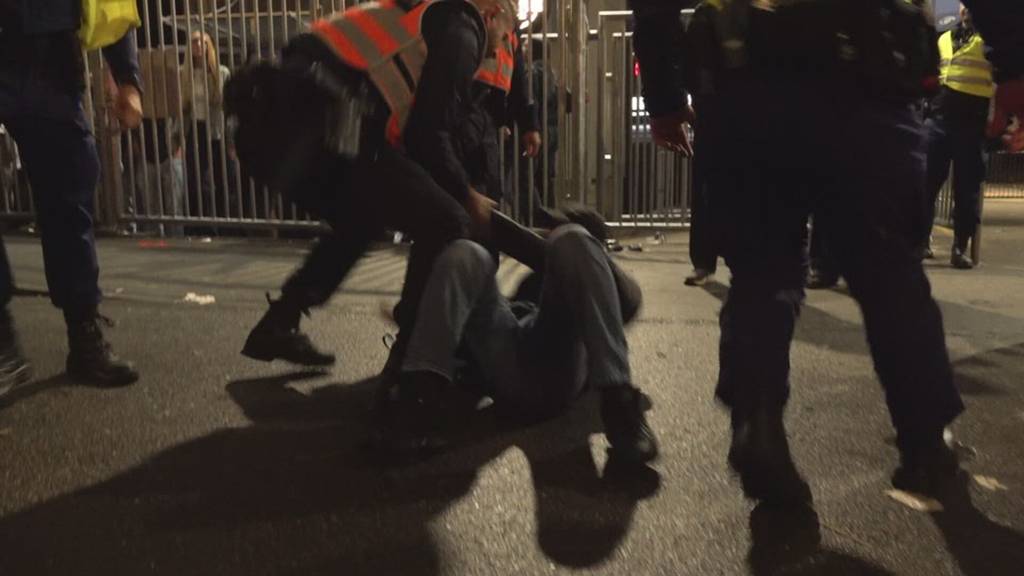 Olma im Ausnahmezustand: Wenn die Polizei zwischen Festlaune und Schlägereien gefordert ist