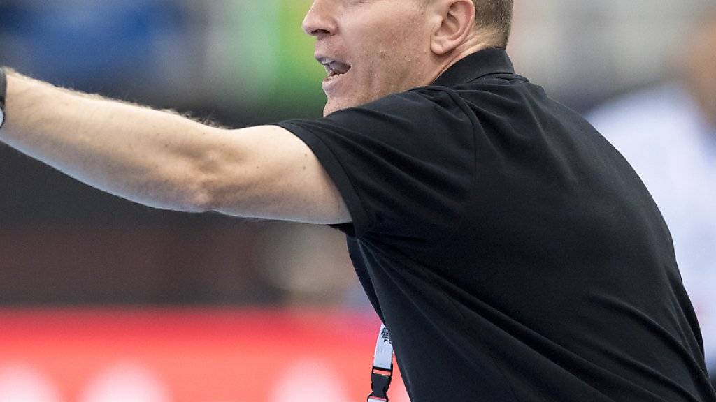 Nationalcoach Michael Suter dirigiert die Schweiz zum klaren Heimsieg gegen Estland