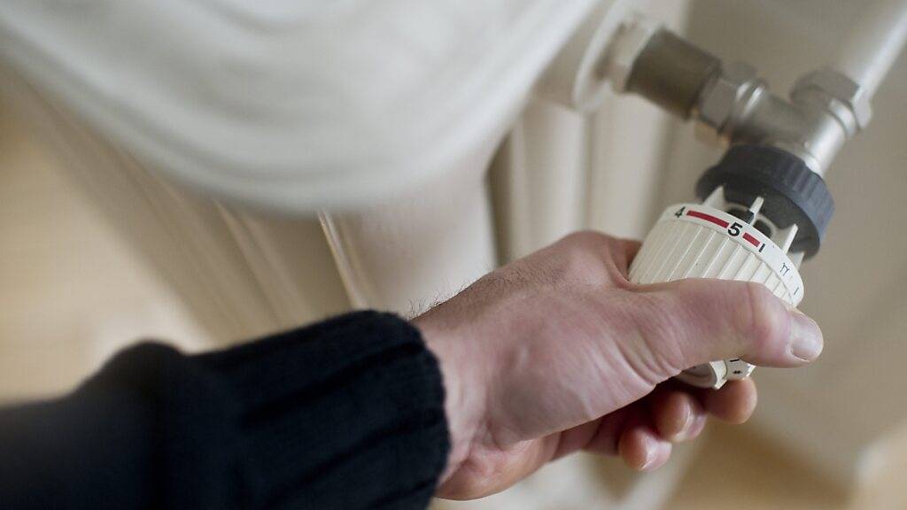 Das Fernwärmenetz, das Wärme zum Heizen und für Warmwasser liefert, soll in der Stadt St. Gallen ausgebaut werden. (Symbolbild)