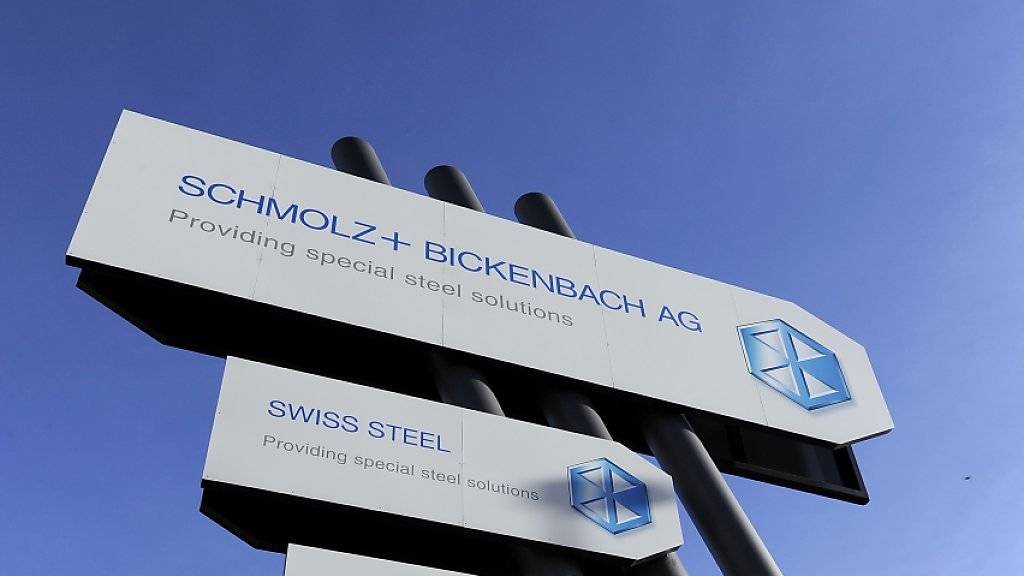 Der Stahlkonzern Schmolz+Bickenbach weist die Anleger auf einen unerwartet tiefen Gewinn hin.