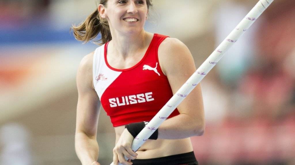 Nicole Büchler überspringt 4,72 m und gewinnt überlegen in Kuortane