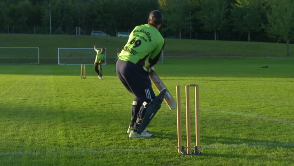 Cricket-Training auf dem St.Galler Gründenmoos