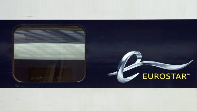 Überflutete Bahntunnel nahe London legen Eurostar-Züge lahm