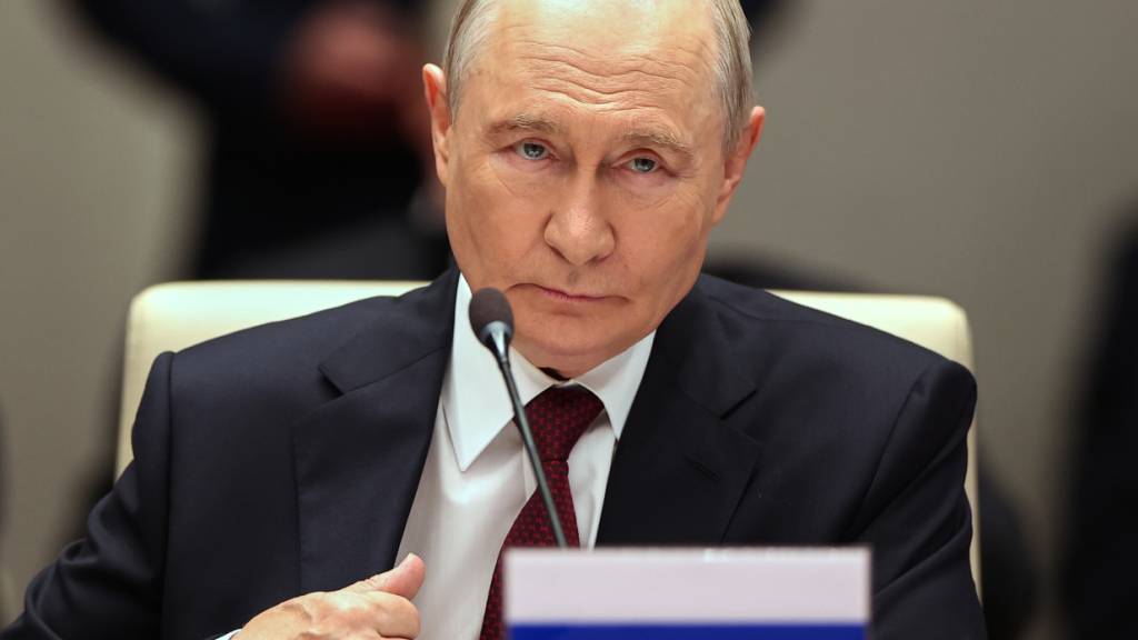 Kremlchef Wladimir Putin nimmt am Gipfeltreffen der Shanghaier Organisation für Zusammenarbeit (SCO) in Bischkek, Kirgisistan, teil. Foto: Pyotr Kovalev/Pool Sputnik Kremlin/AP/dpa