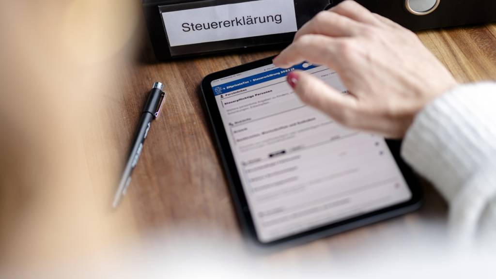 In Oberägeri ZG soll der Steuerfuss nach einem Rabatt ordentlich gesenkt werden. (Symbolaufnahme)