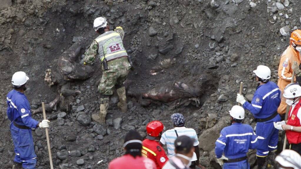 In einem Kohlebergwerk in Kolumbien sind 14 Bergleute verschüttet worden. (Archivbild)