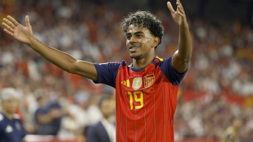 Yamal führt Spanien zum Sieg, auch England triumphiert