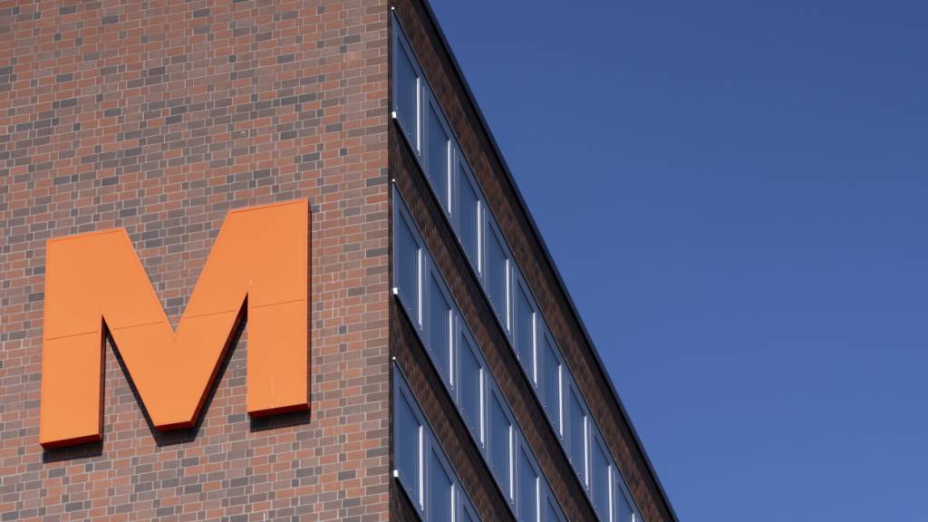 Die Migros unterstützt die Schweizer Bauern, welche unter der extremen Trockheneit leiden, mit Millionen. (Archivbild)