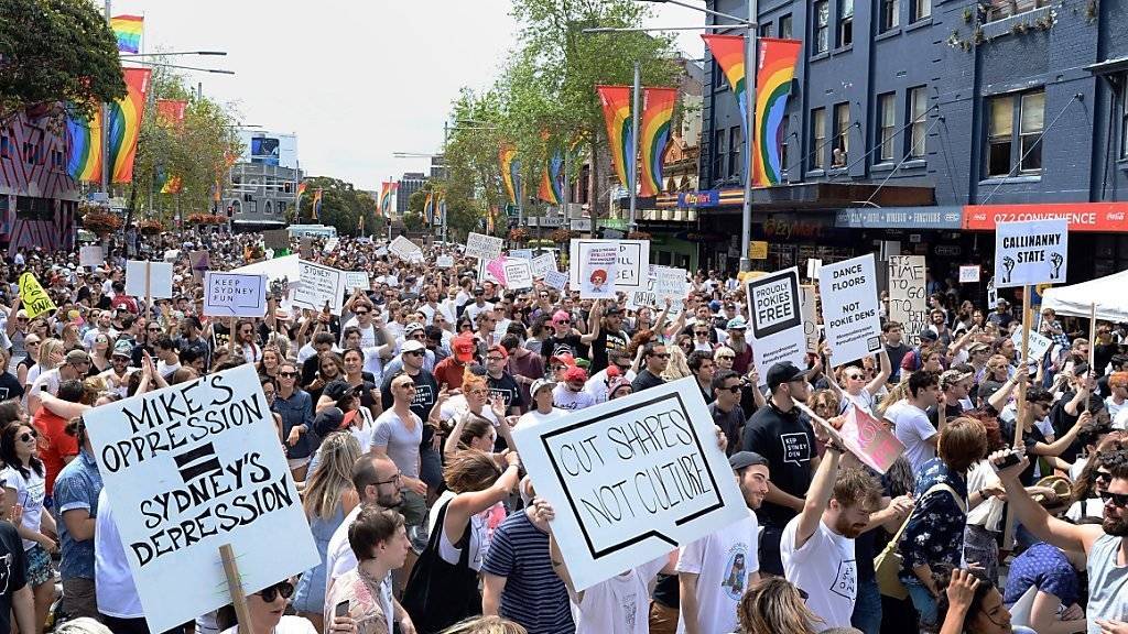 Die Demonstrierenden in Sydney forderten Gouverneur Mike Baird auf, das Gesetz gegen die Sperrstunde aufzuheben.