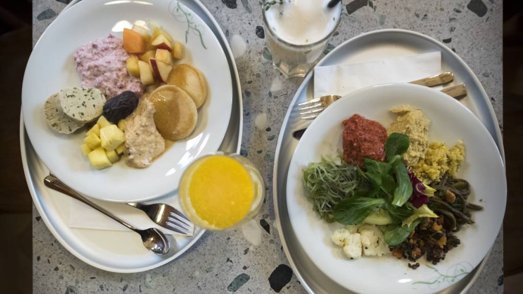 Stadtzürcher Kinder sollten an den Schulen vegane Menüs erhalten können, findet der Gemeinderat. (Archivbild)