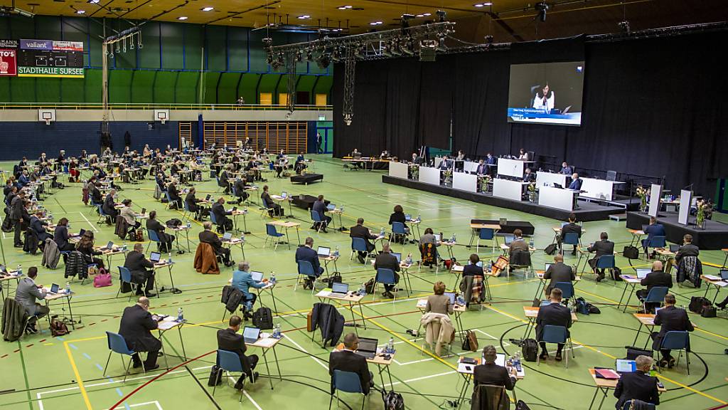 Luzerner Kantonsparlament bleibt vorerst im Exil
