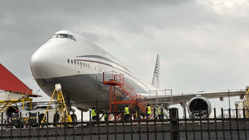 ARCHIV - Eine Boeing 747 mit dem Farbschema der von der katarischen Königsfamilie verwendeten Flugzeuge. Foto: Brandon Lingle/The San Antonio Express-News/dpa