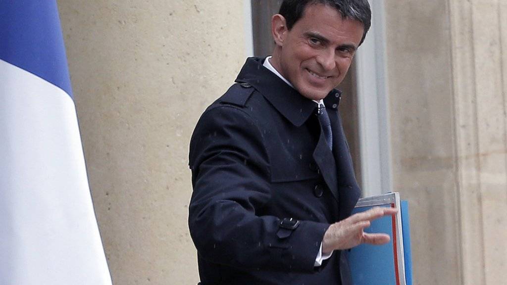 Ministerpräsident Valls kündigte am Nachmittag an, die Arbeitsrechtsreform auch ohne Parlamentsvotum durchdrücken zu wollen.