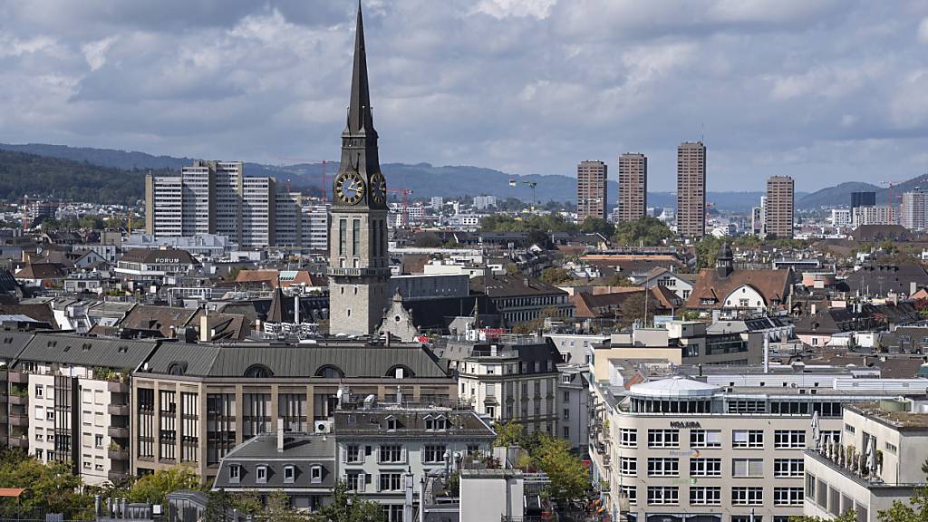 Die reformierte Kirchensynode des Kantons Zürich hat sich am Dienstag gegen eine Amtszeitbeschränkung für die Mitglieder des Kirchenrates ausgesprochen. (Symbolbild)