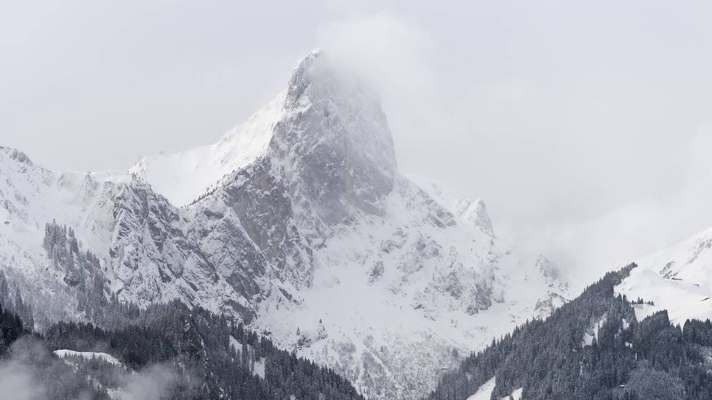 Das schneebedeckte Stockhorn – der höchste Gipfel im Amtsbezirk Thun.
