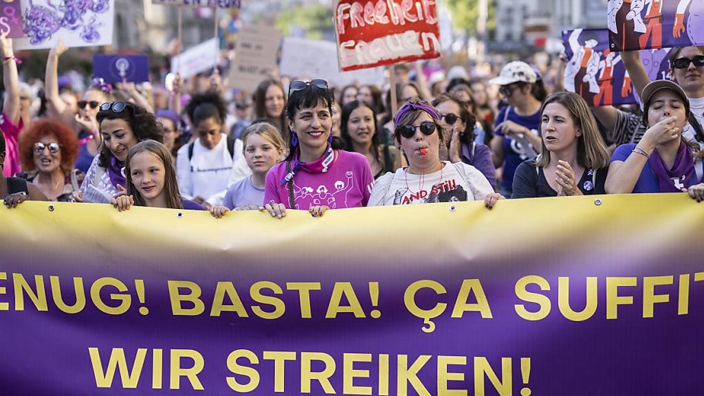 Die zentrale Frauenstreik-Veranstaltung findet auch dieses Jahr in Bern statt. (Archivbild vom 14. Juni 2023)