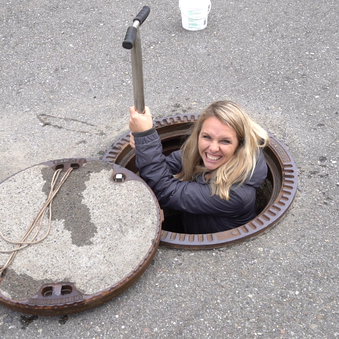 Jenni Herren lässt den Springbrunnen laufen