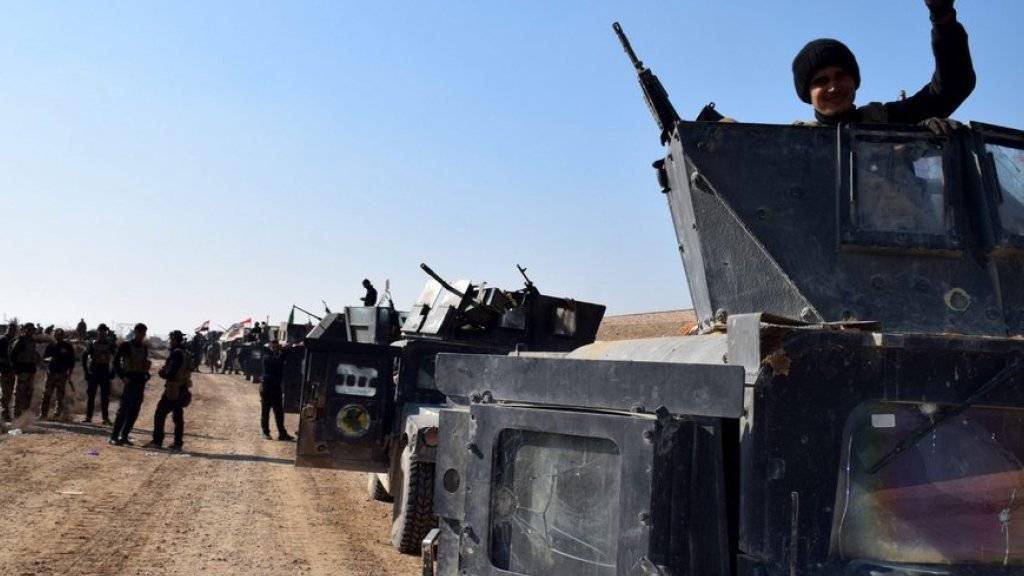 Irakische Truppen am Dienstag auf dem Vormarsch ins Zentrum von Ramadi.