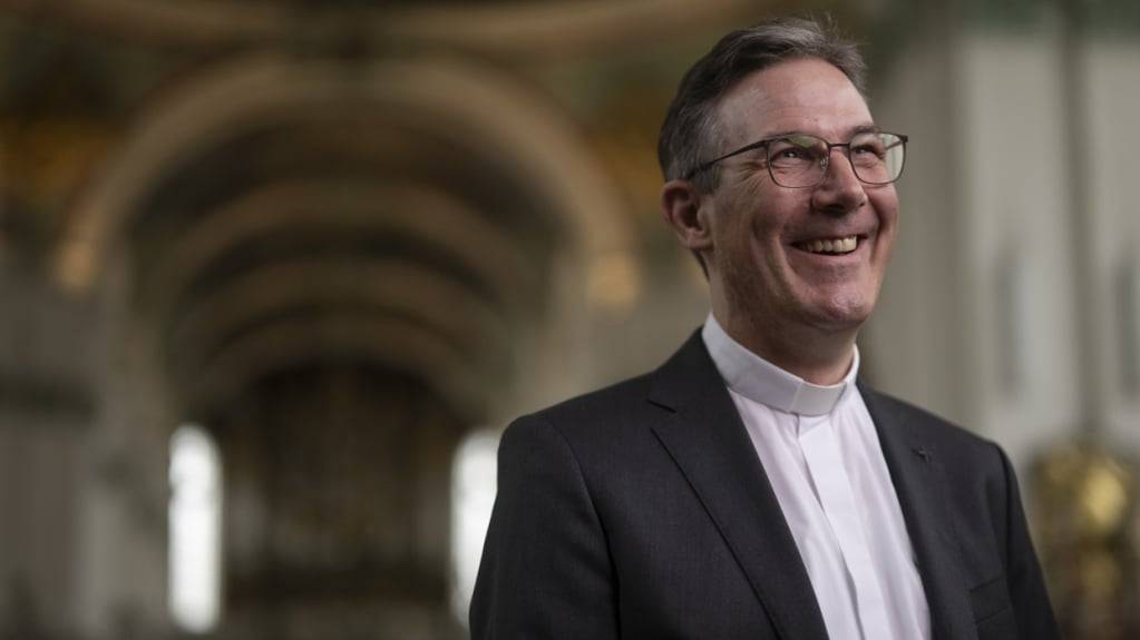 Der im Mai gewählte neue St. Galler Bischof Beat Grögli tritt sein Amt erst nach der Weihe in der Kathedrale am 5. Juli vollumfänglich an. (Archivbild)