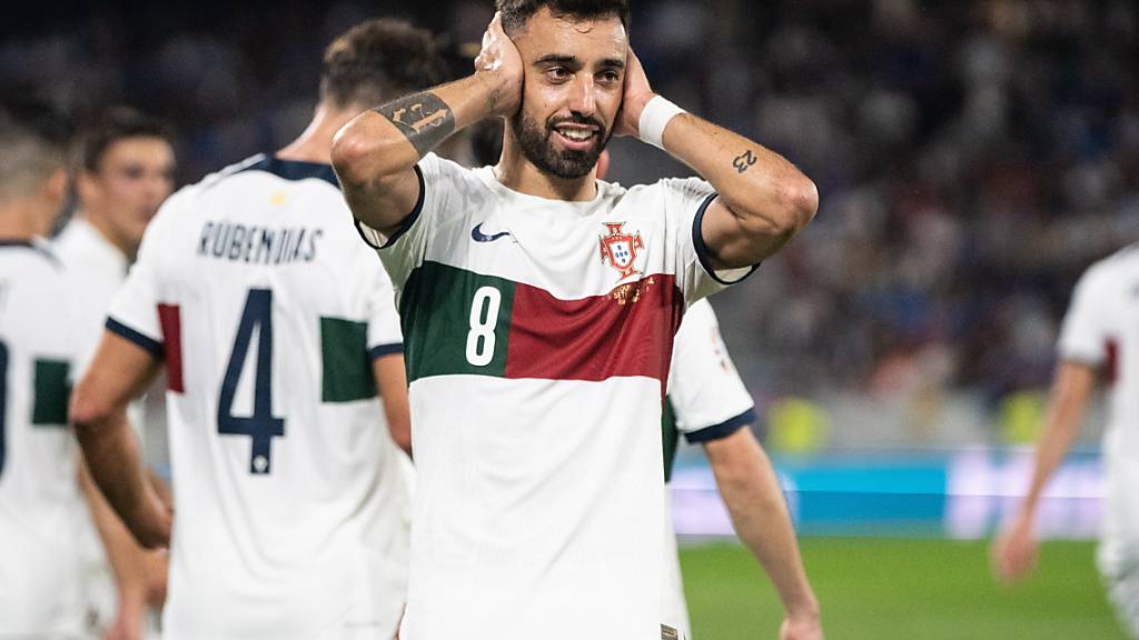 Bruno Fernandes trifft für Portugal kurz vor der Pause