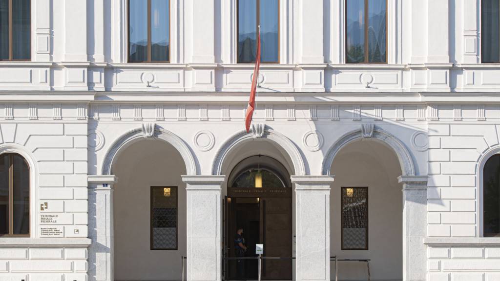 Im Bild das Bundesstrafgericht in Bellinzona. Die Bundesanwaltschaft hat im 'Ndrangheta-Prozess für den Angeklagten eine Freiheitsstrafe von sechs Jahren und drei Monaten gefordert. (Archivbild)