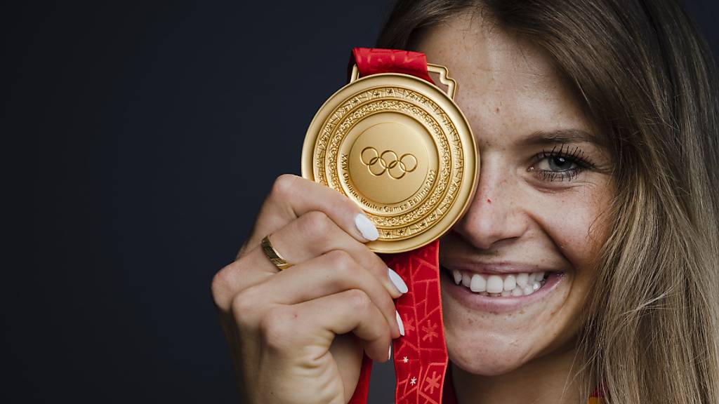 Mit Olympia-Gold hat Corinne Suter ihre Saison bereits gekrönt. Die Schwyzerin könnte bei einem Patzer von Sofia Goggia auch noch die Abfahrts-Kristallkugel gewinnen.