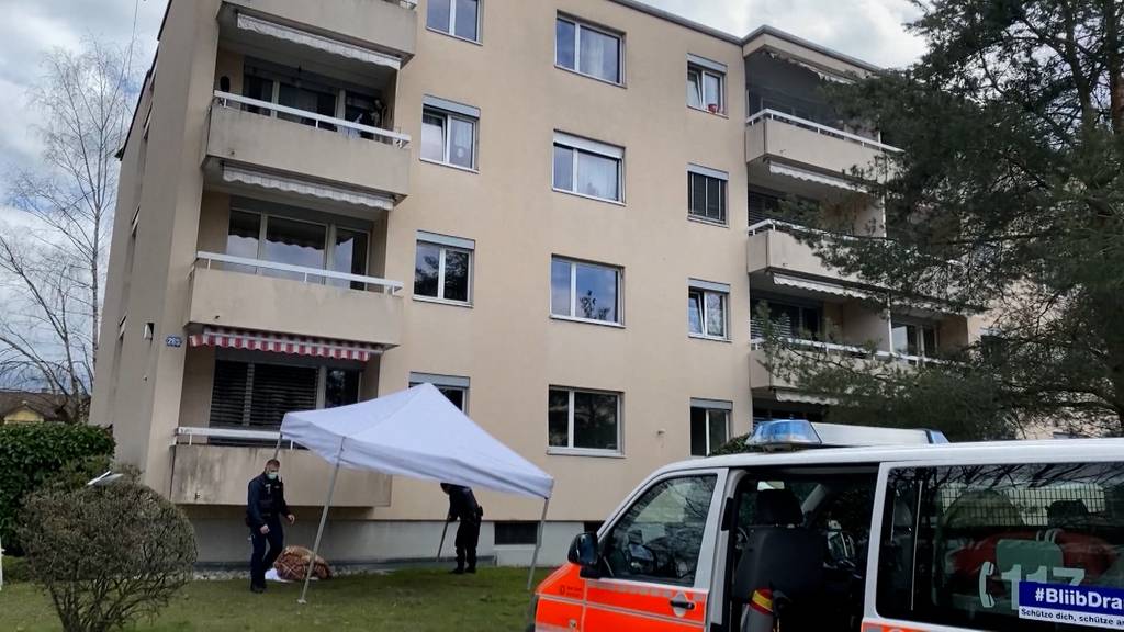 Mann stirbt nach Sturz von Balkon