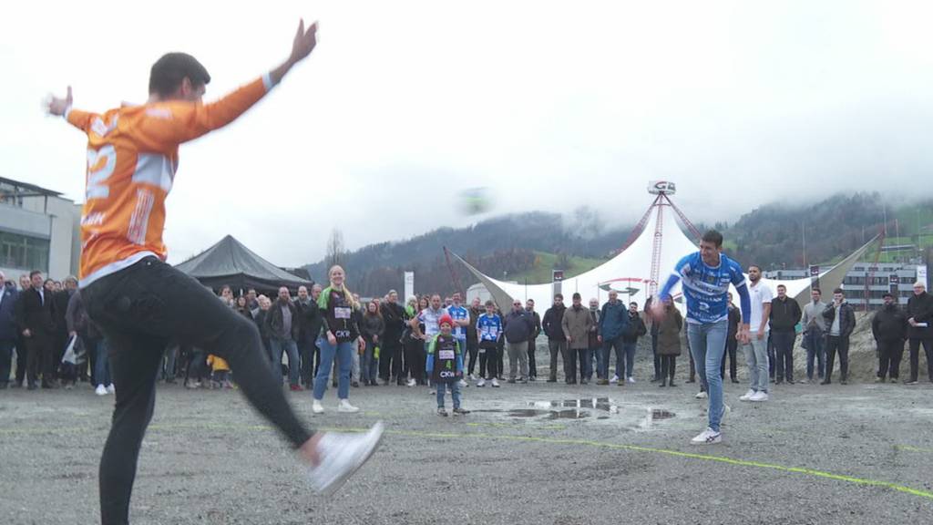 Endlich wird in Kriens an der Pilatus-Arena gebaut