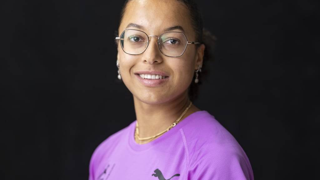 Audrey Werro beim Fototermin zu Saisonbeginn in Bern