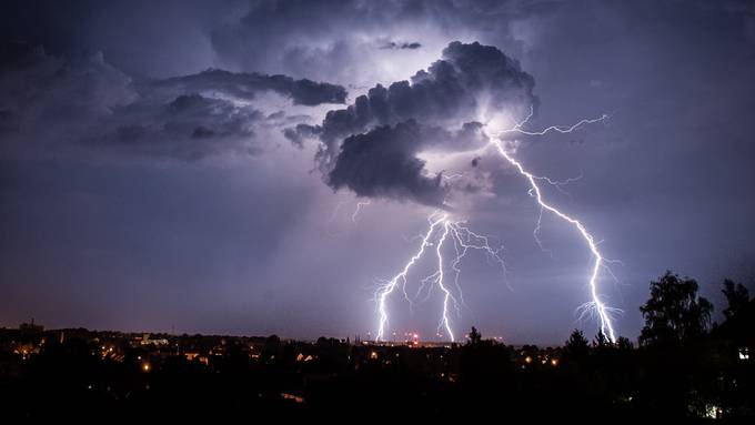 Sieben «spannende» Fakten über Gewitter: So verhältst du dich richtig