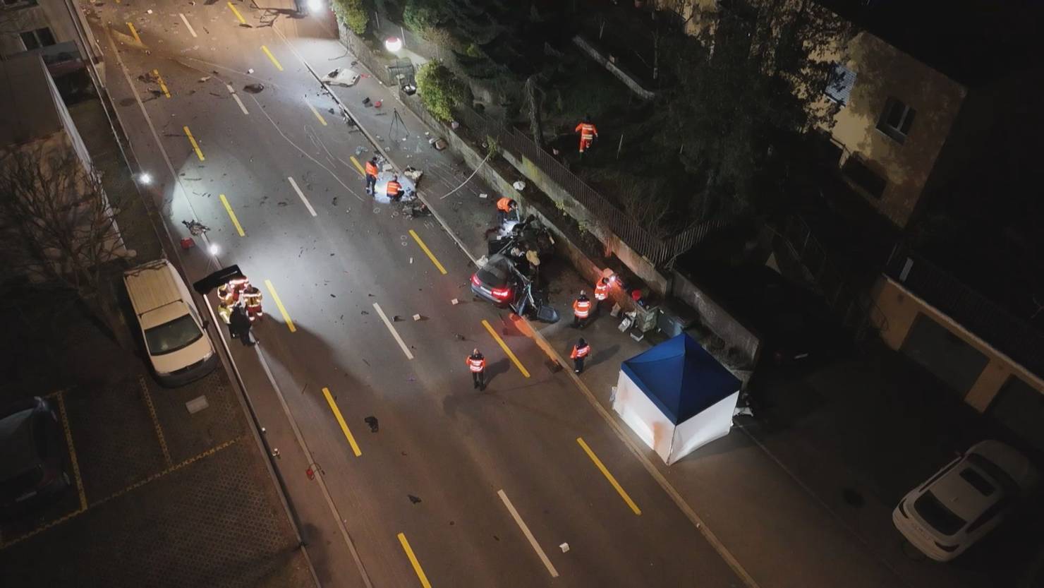 Langnau am Albis: Ein Todesopfer und zwei Verletzte bei Verkehrsunfall ...