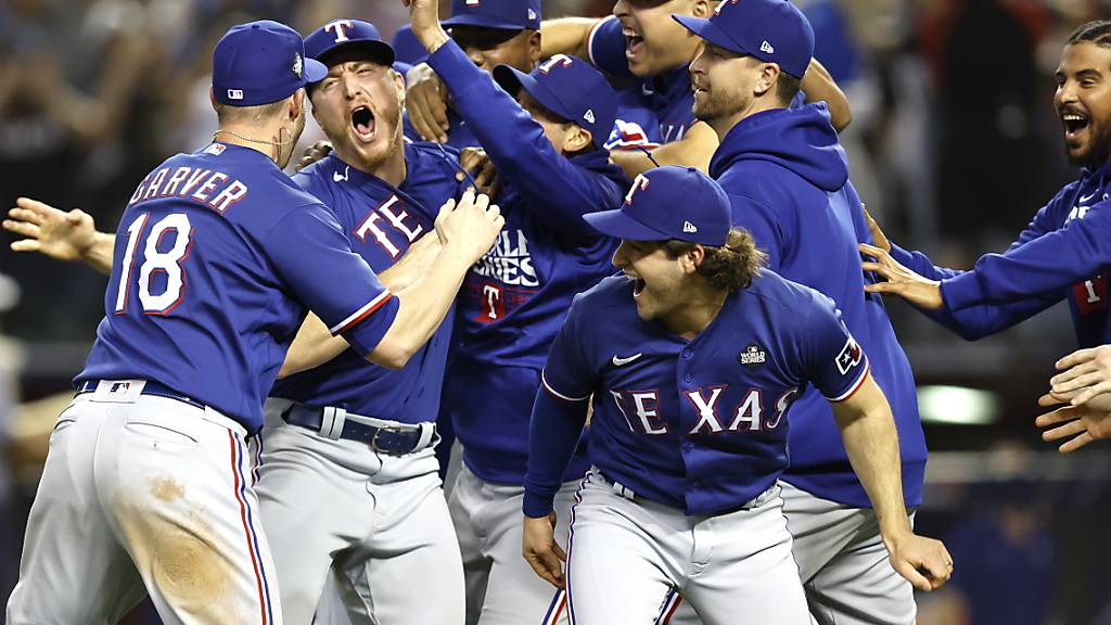 Der Moment des Erfolgs: Die Spieler der Texas Rangers feiern den Titelgewinn